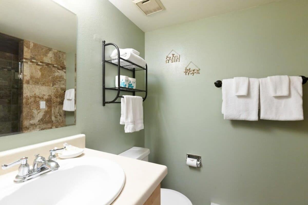 Downtown Chalet Close To Main St With Pool And Hot Tub Breckenridge Exterior foto